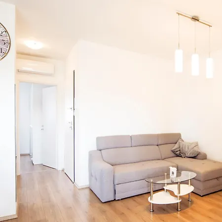 Apartamento Denis Pula