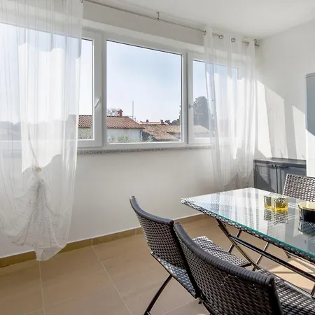 Denis Apartamento
